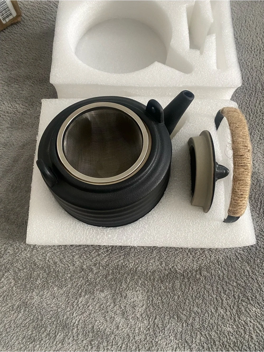 Ceramic Teapot w/ Stainless Steel Infuser